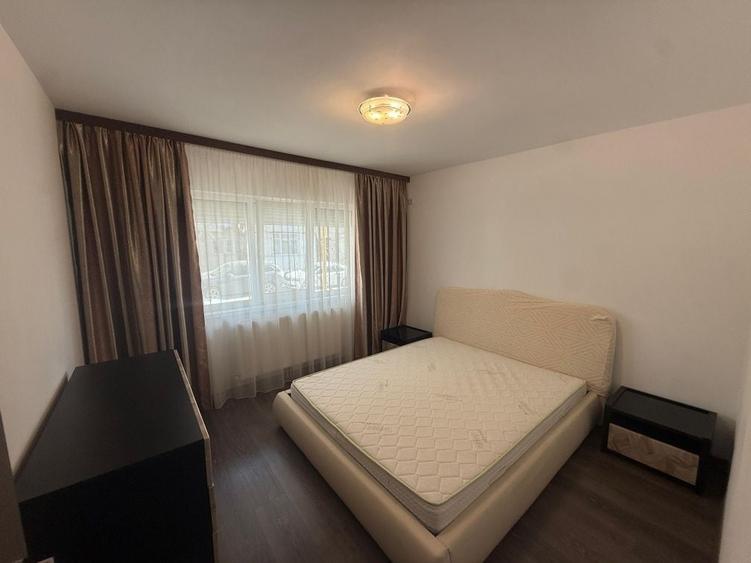 Apartament cu 3 camere decomandat în Anda