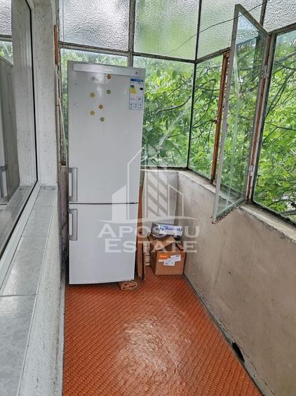 Apartament cu 2 camere decomandat, mobilat în Lunei