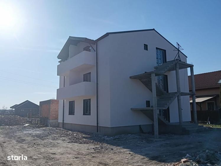 Apartament cu 2 camere decomandat în 7 Noiembrie