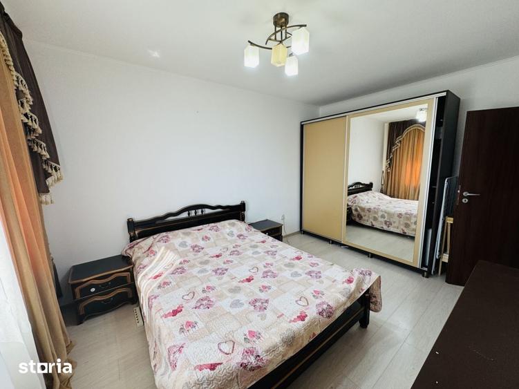 Apartament cu 4 camere în Giroc