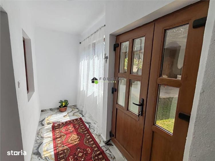 Casă cu 2 camere în Tărlungeni