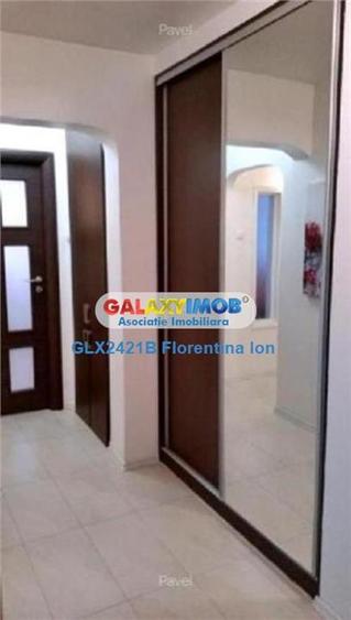 Apartament cu 3 camere decomandat, mobilat în Drumul Taberei — fotografia 2