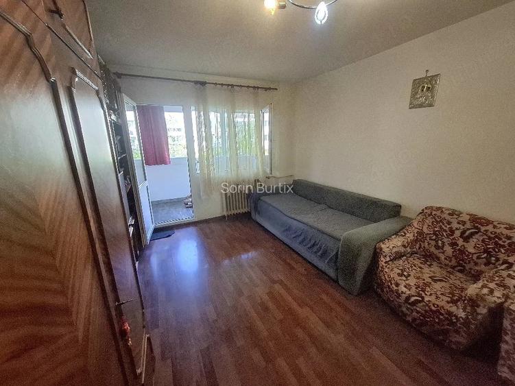 2 camere, 5 10, 56mp, anvelopat-Lujerului