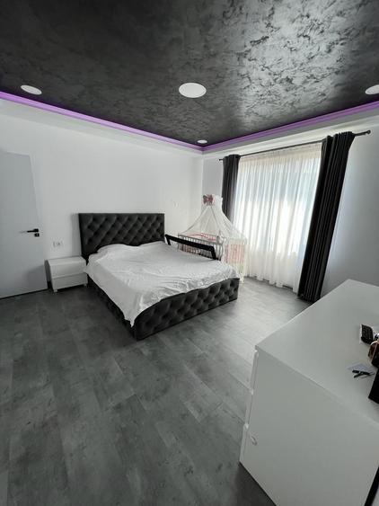 Casă cu 3 camere în Agigea