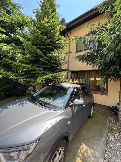 Duplex cu 4 camere cu Canalizare în Popești-Leordeni