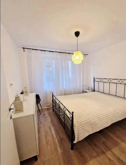 Apartament cu 2 camere decomandat în Aviatorilor