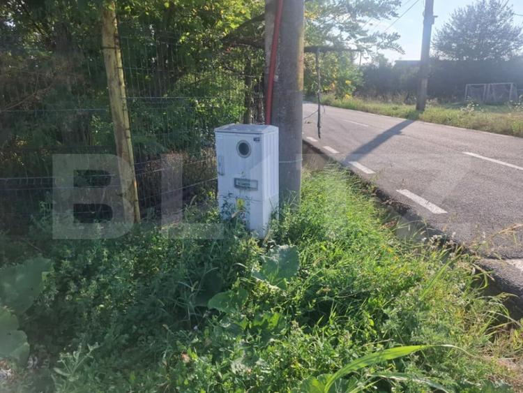 Teren de 2500 mp, în Matraca