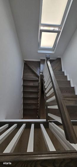 Apartament cu 5 camere în Săcălaz