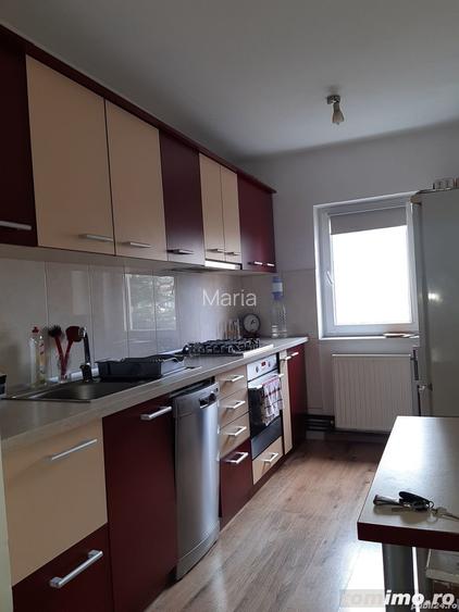 Apartament cu 3 camere de inchiriat in zona Complex