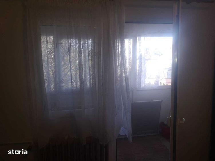 Garsonieră decomandată în Gării