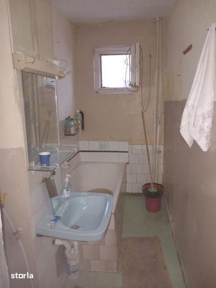 Vand apartament cu 3 camere - 1