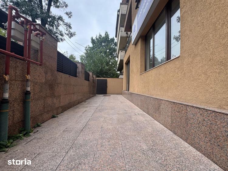 Apartament cu 4 camere în Domenii