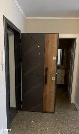 Apartament cu 3 camere în Florești