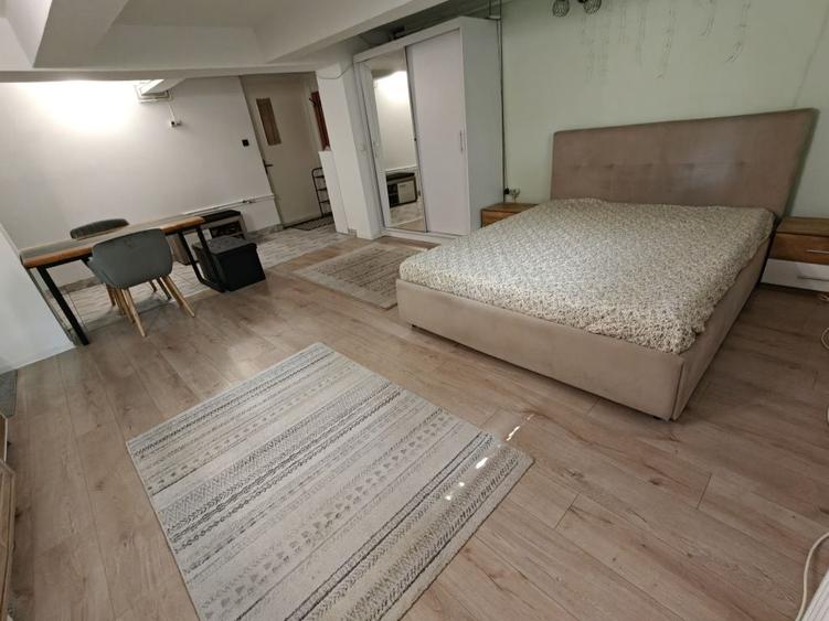 Apartament semidecomandat în Andrei Mureșanu