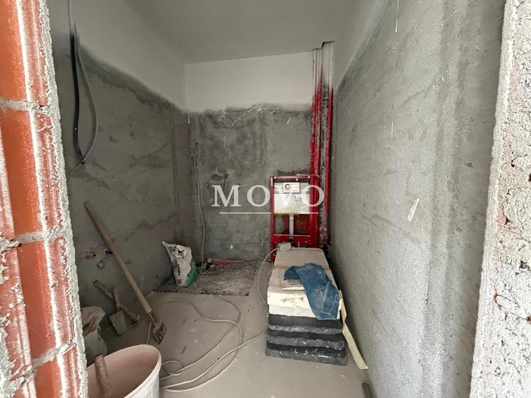 Casă cu 3 camere cu Canalizare în Sânandrei