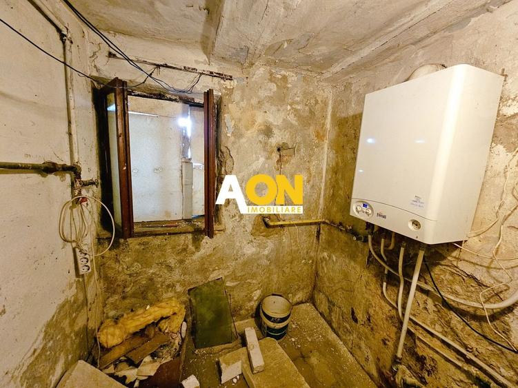 Casă individuală cu 3 camere cu Canalizare în Central