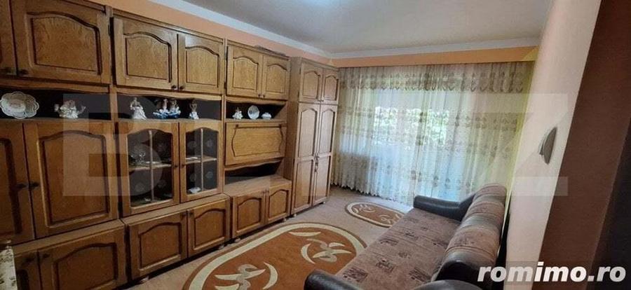 Apartament 2 camere , cu 2 balcoane ?i pivni?a , zona Micro 17 - 5