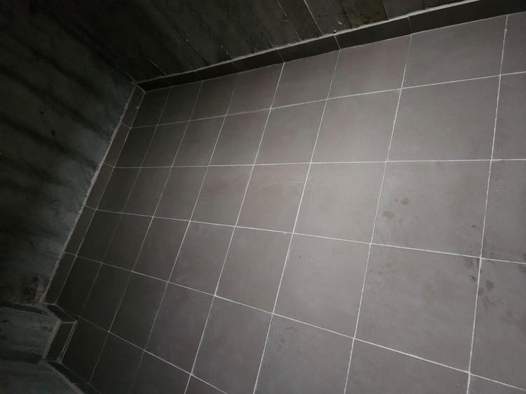 Casă individuală cu 4 camere cu Canalizare în Odăile