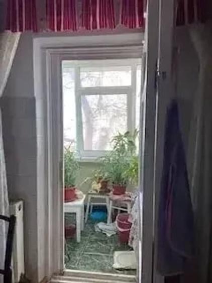 Apartament cu 3 camere decomandat în Buzaului