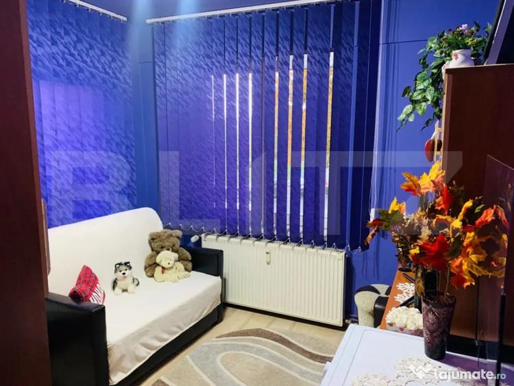 Apartament cu 3 camere decomandat, mobilat în Central