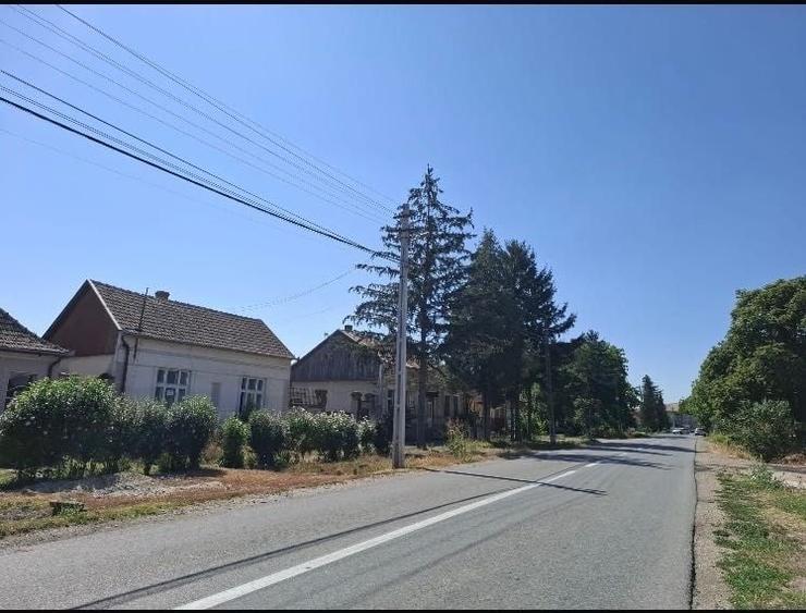 Casă cu 3 camere în Diosig