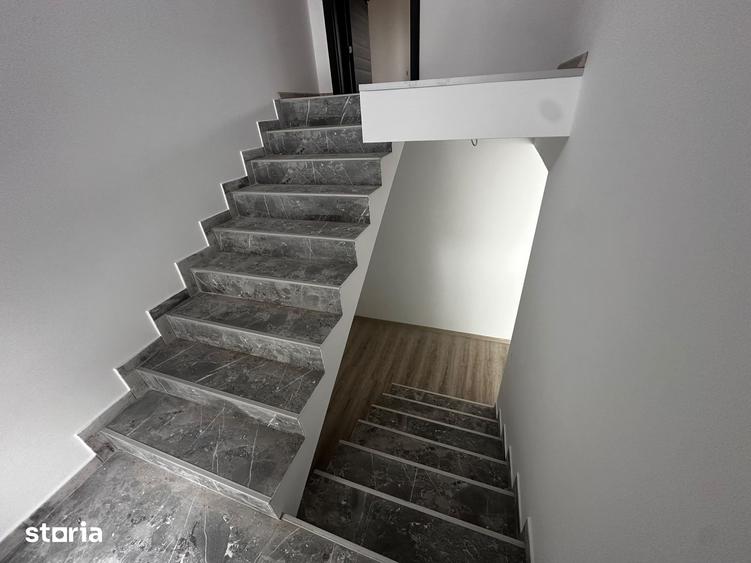 Casă cu 5 camere cu Teren 250 Mp în Central