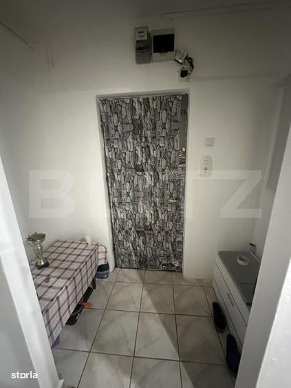 Apartament cu 2 camere, 45 mp, semidecomandat, zona Carpati 1 - 1