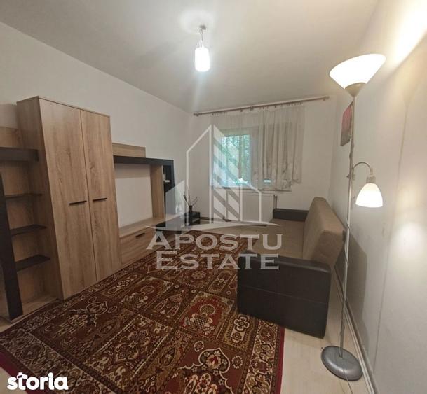 Apartament cu 2 camere nedecomandat, mobilat în Circumvalațiunii