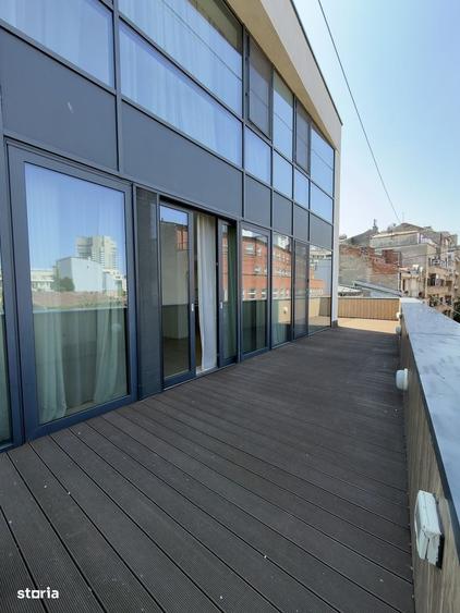 Apartament cu 3 camere în Universitate