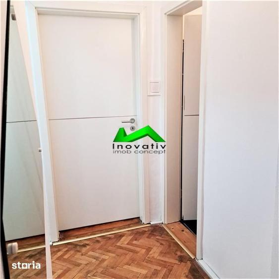 Apartament cu 3 camere decomandat în Ștrand