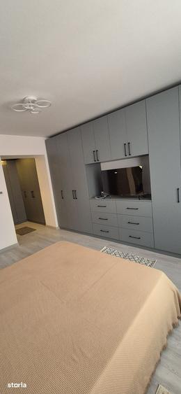 Apartament cu 2 camere în Apărătorii Patriei