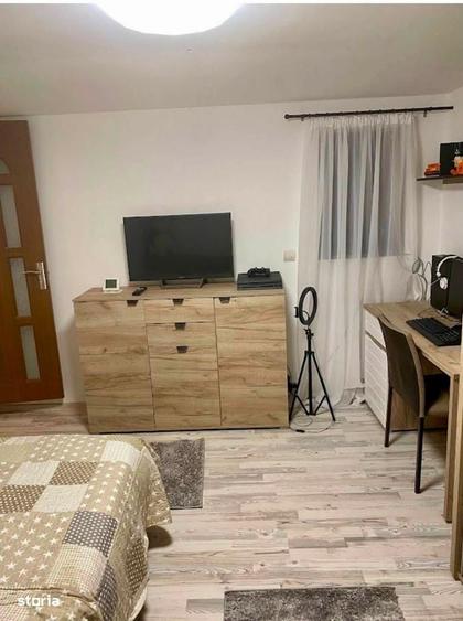 Casă cu 4 camere cu Teren 552 Mp în Central