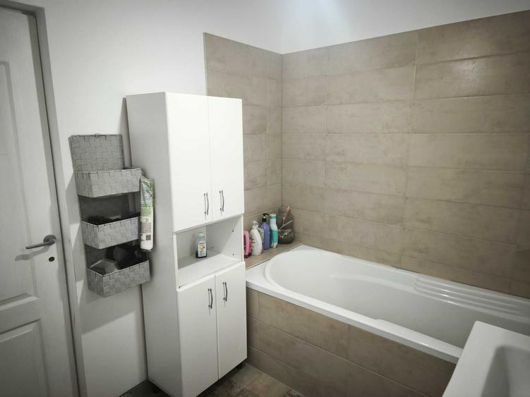 Casă cu 3 camere în Dudeștii Noi