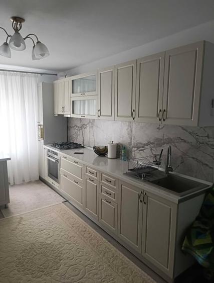 Apartament cu 3 camere decomandat în Moara de foc