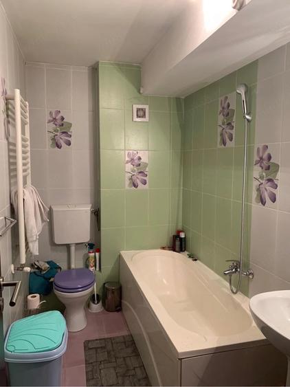 Apartament cu 2 camere decomandat în Ronaț