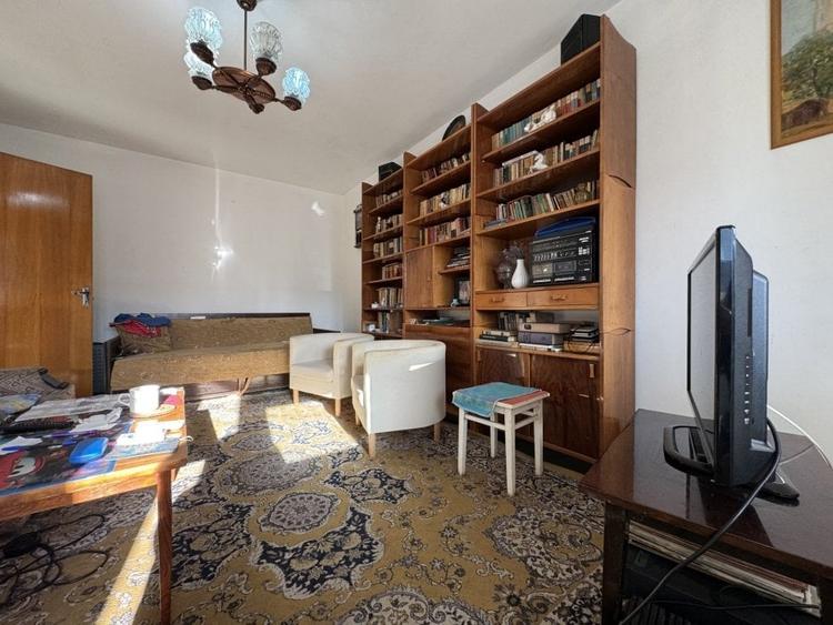 Apartament cu 2 camere decomandat, mobilat în Balta Albă