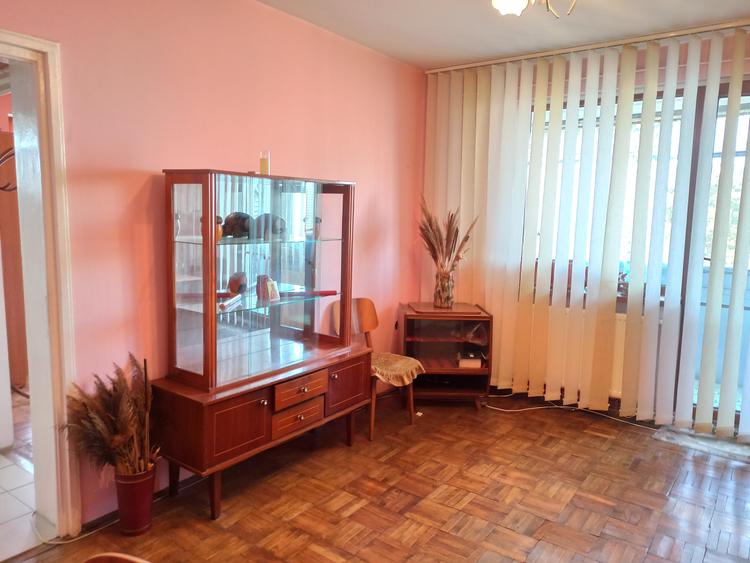 Apartament cu 2 camere semidecomandat în Calea București