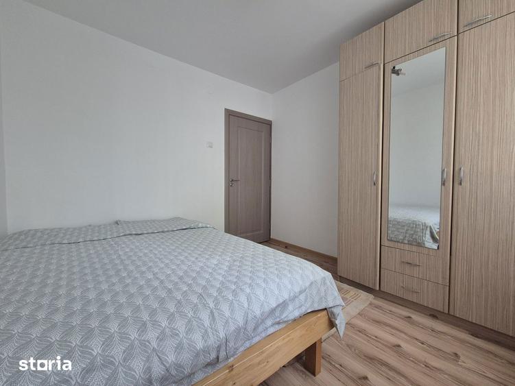 Apartament cu 3 camere decomandat în Berceni