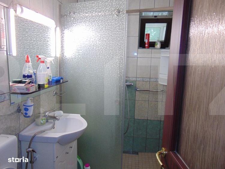 Apartament cu 4 camere decomandat, mobilat în Central