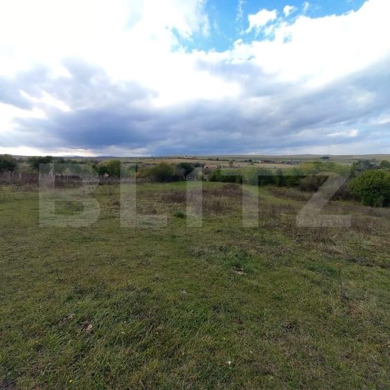 Teren Construcții intravilan de 1500 mp, în Ciurila