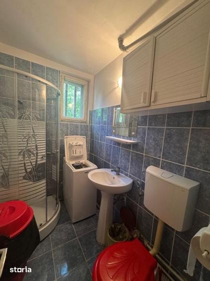 Apartament cu 2 camere decomandat în Calea București