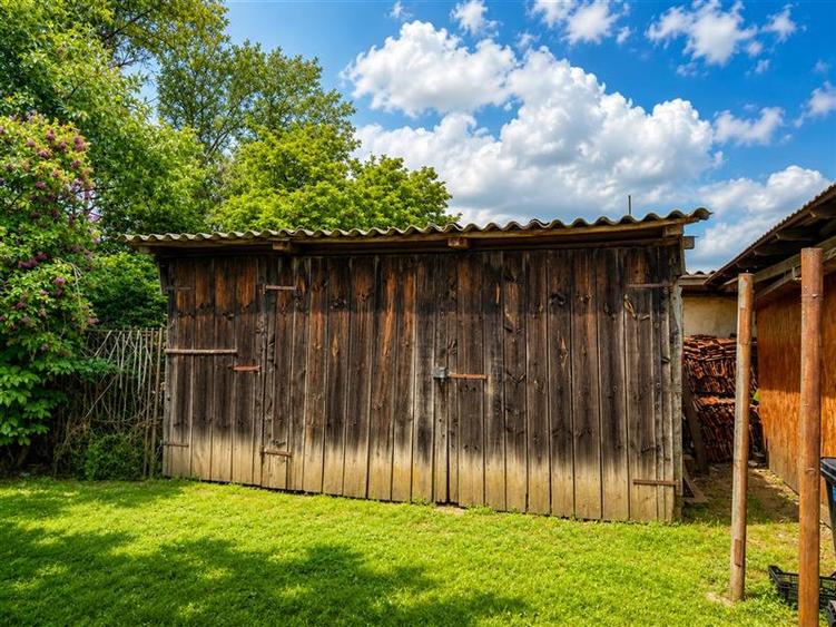 Apartament cu 2 camere decomandat, mobilat în Leț