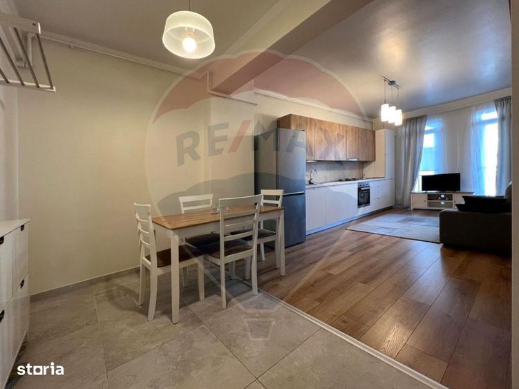 Apartament cu 2 camere, mobilat în P-ța Mihai Viteazul