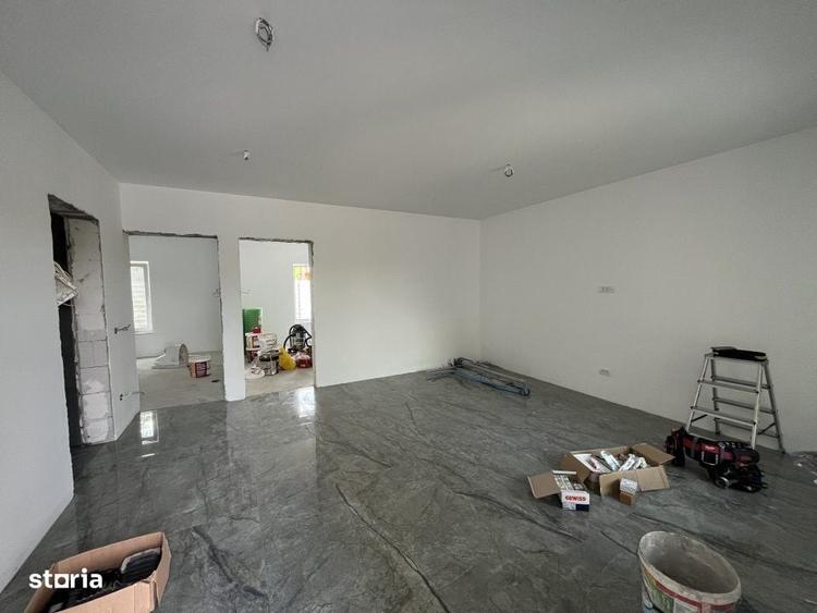 Casă cu 3 camere cu Teren 280 Mp în Valu lui Traian