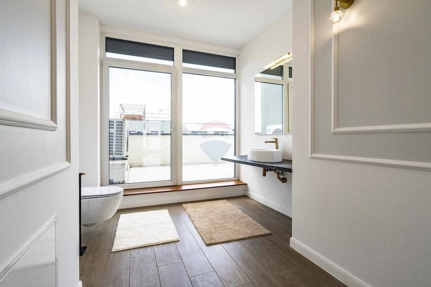 Apartament cu 6 camere în Cantemir