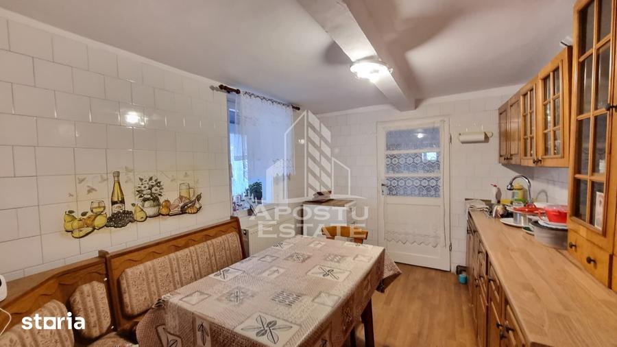 Casă cu 4 camere cu Teren 797 Mp în Mehala