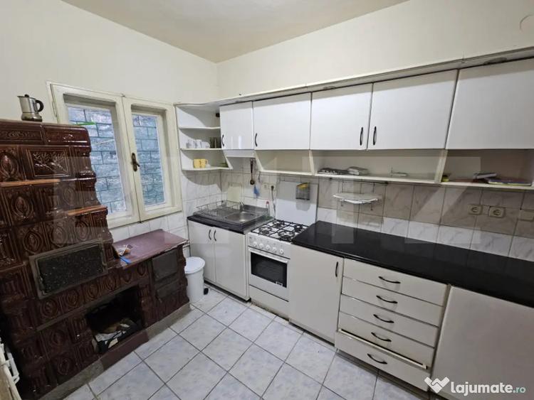 Casă cu 5 camere cu Teren 2669 Mp în Scărișoara