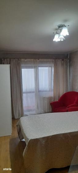 Apartament cu 2 camere decomandat în Podu Roș
