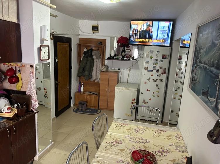 Apartament cu 2 camere decomandat în Central