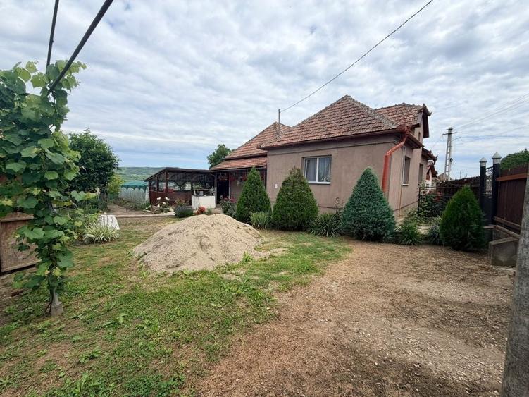 Casă cu 3 camere în Deaj